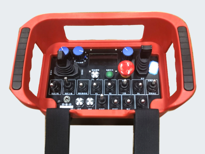 南京帝淮雙搖桿無人車遙控器/無人船遙控器實(shí)用性說明