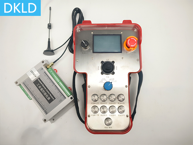 四機(jī)械臂及分籃清洗小車遙控器